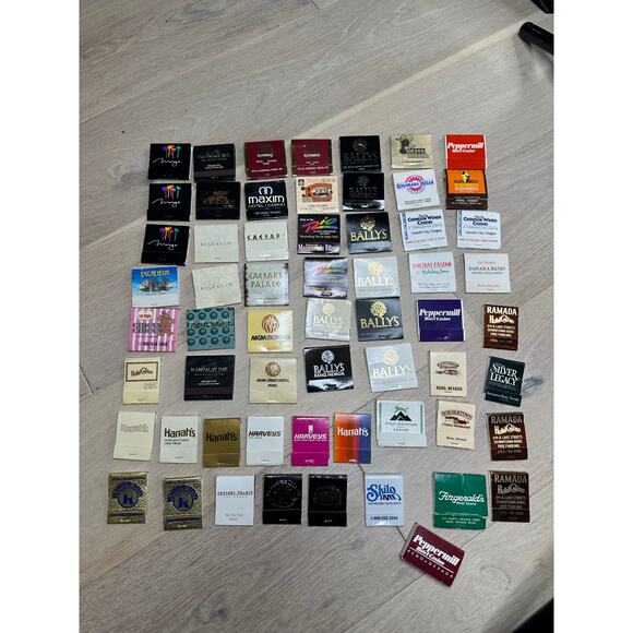Vintage Lot of Matchbooks Casino Las Vegas And Reno Decor Lounge Man cave - Picture 1 of 6